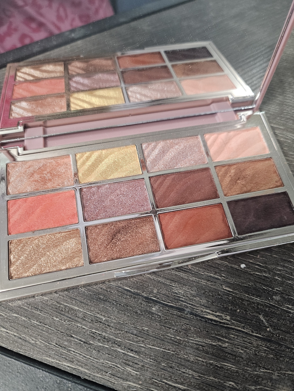 Shimmer & Matte 12-Color Eyeshadow Palette - Warm Pink, Gold & Copper